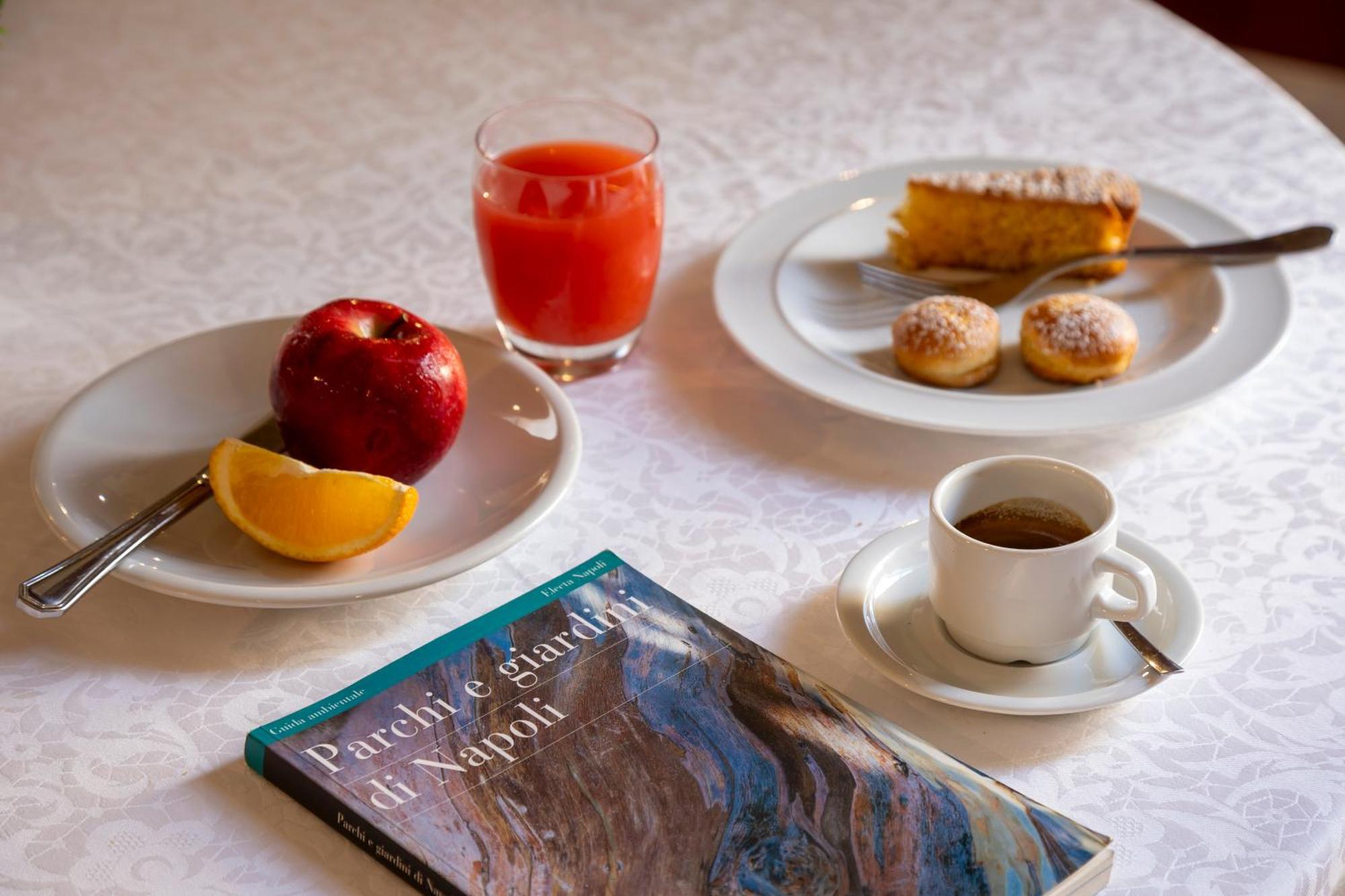 Hotel Napolit'amo Principe Neapel